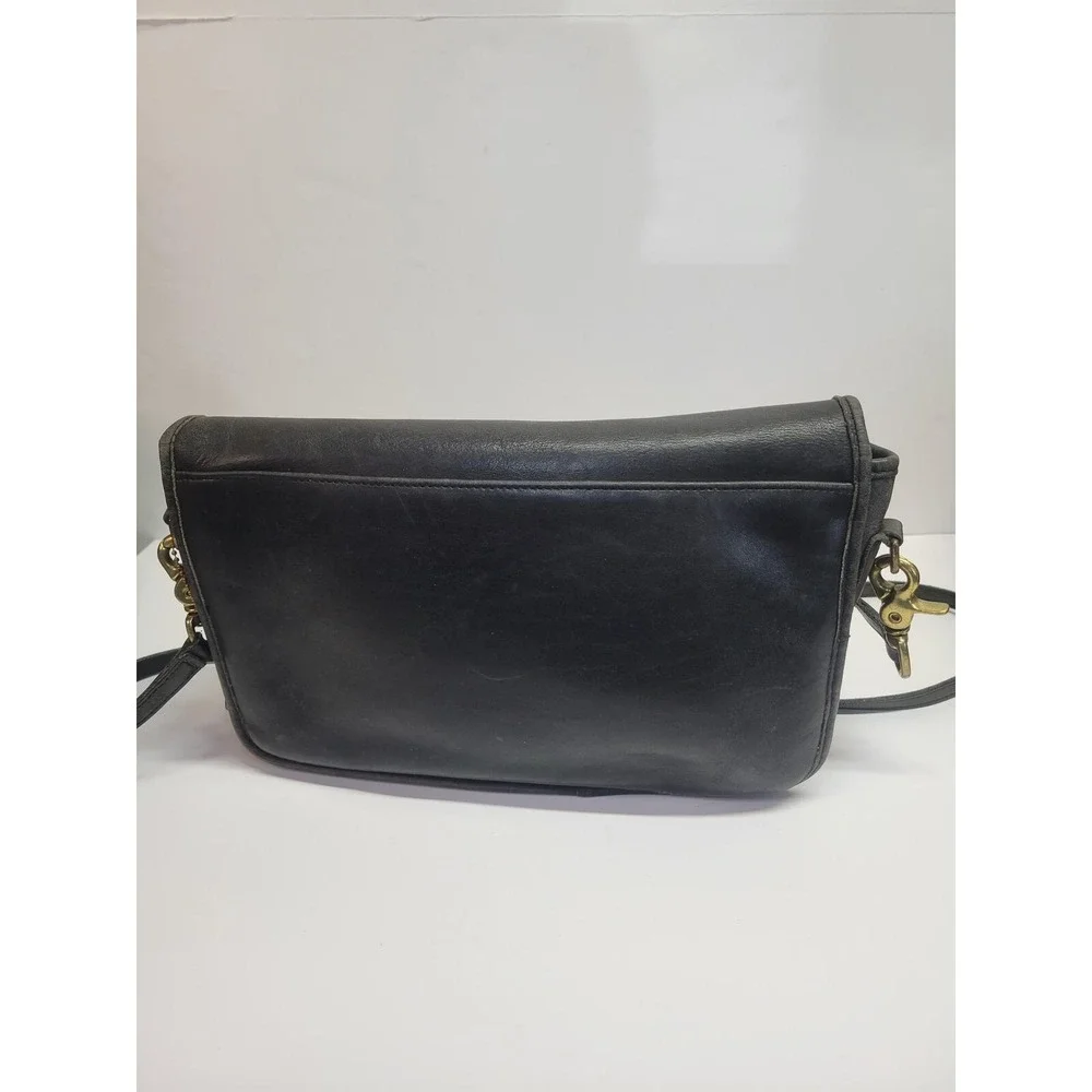 Vintage Coach City Bag‎ Black Leather Crossbody Bag Brass Hardware Classic Purse